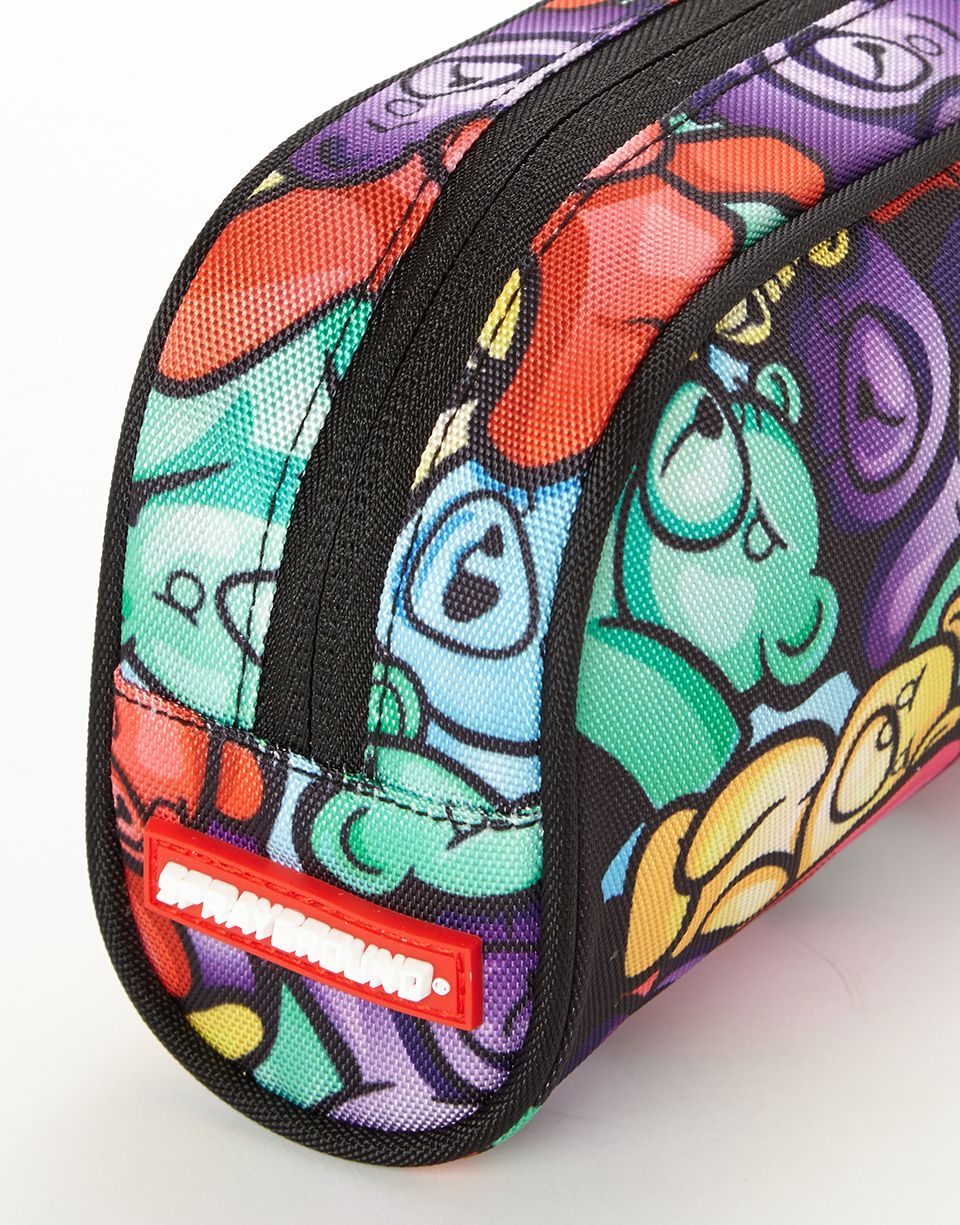 GUMMY LIPS PENCIL CASE