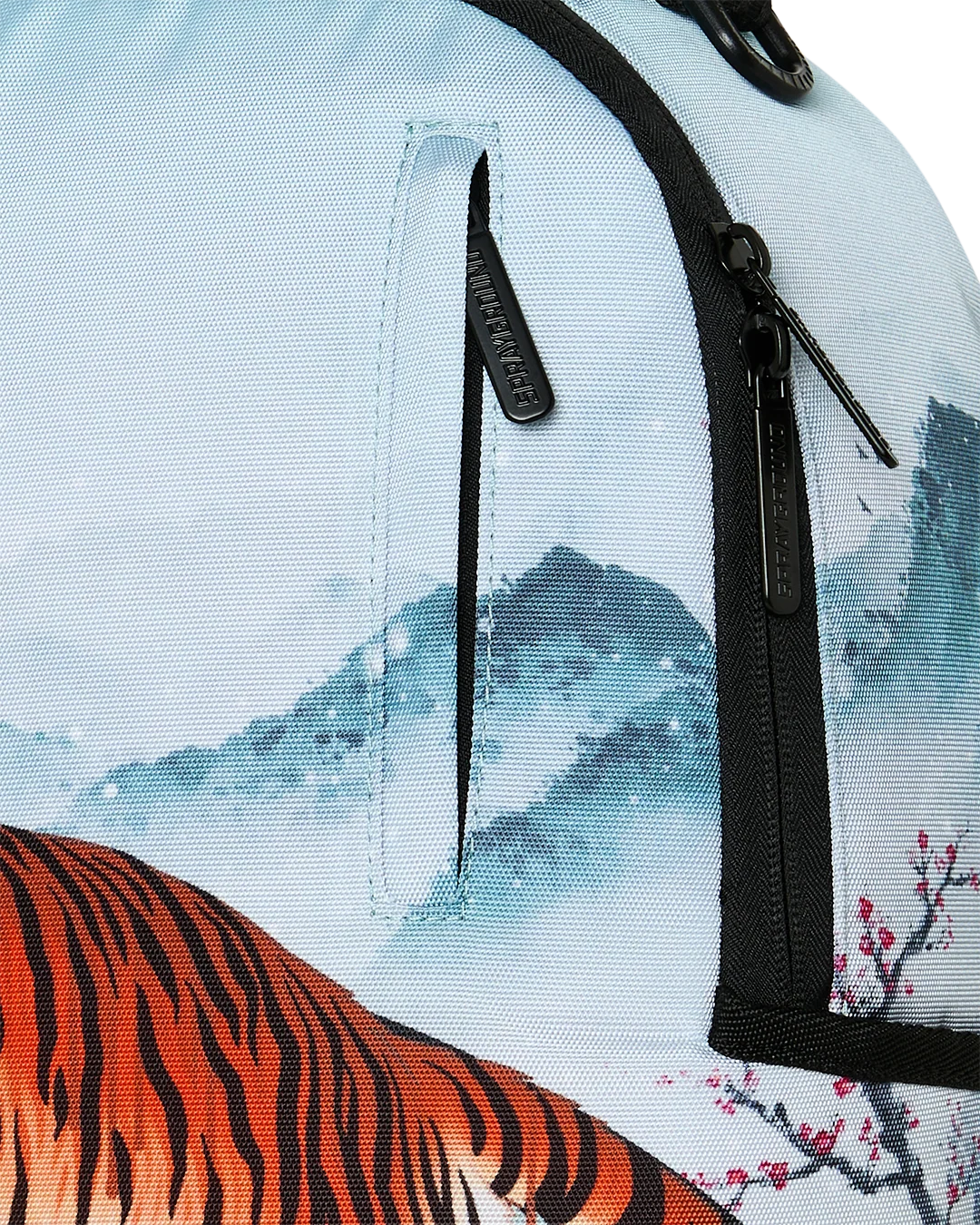 TIGER CLAW MOUNTAIN BACKPACK