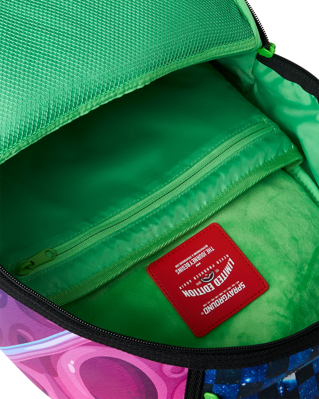 RICK AND MORTY PORTAL JUMPING BACKPACK