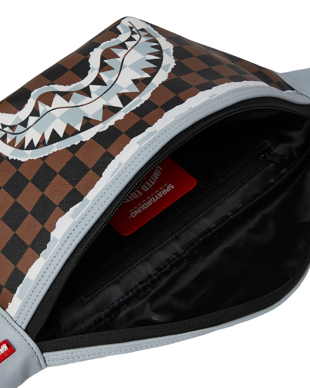 SHARK LEGACY SAVVY CROSSBODY