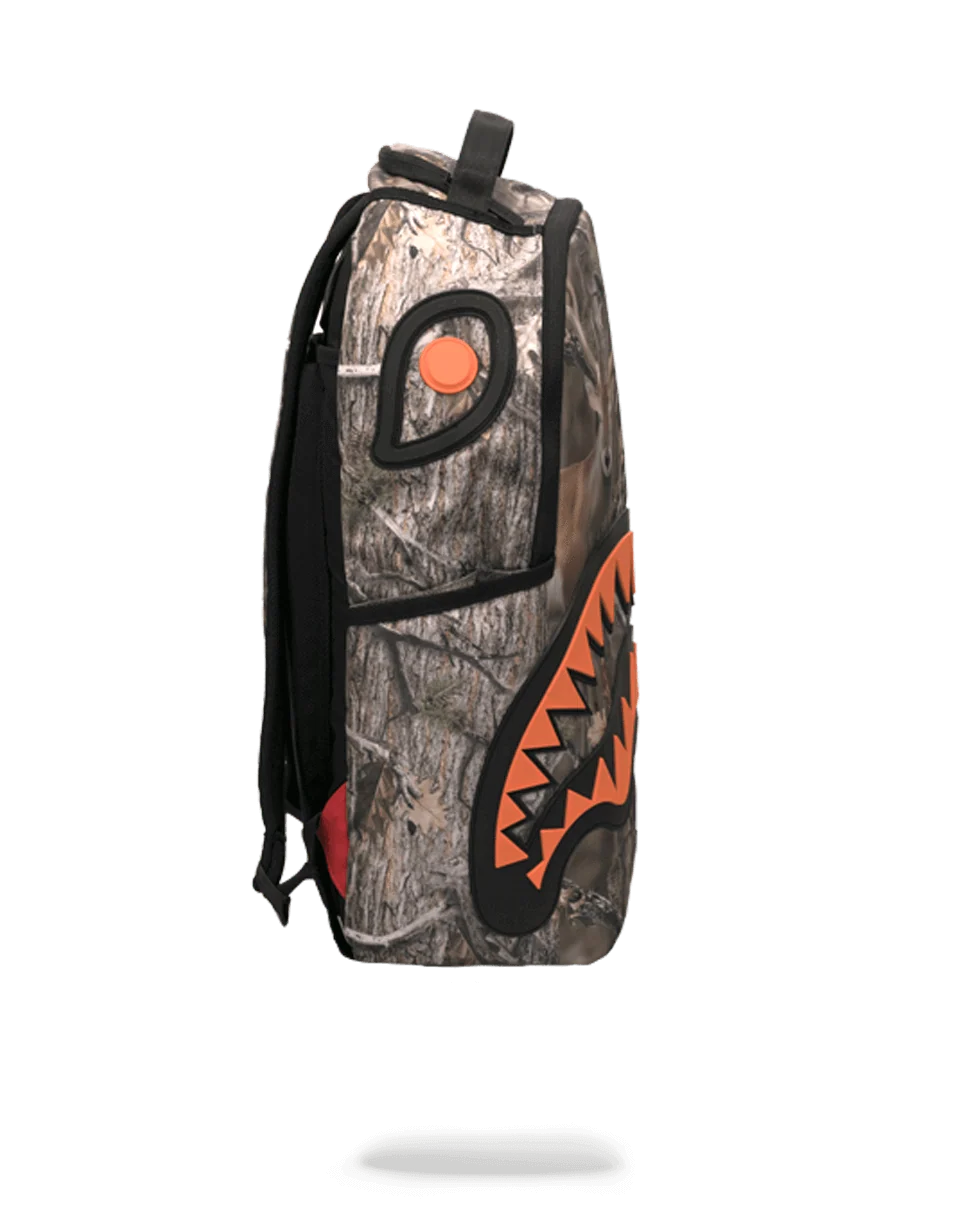 WILD LIFE HUNTER RUBBER SHARK BACKPACK