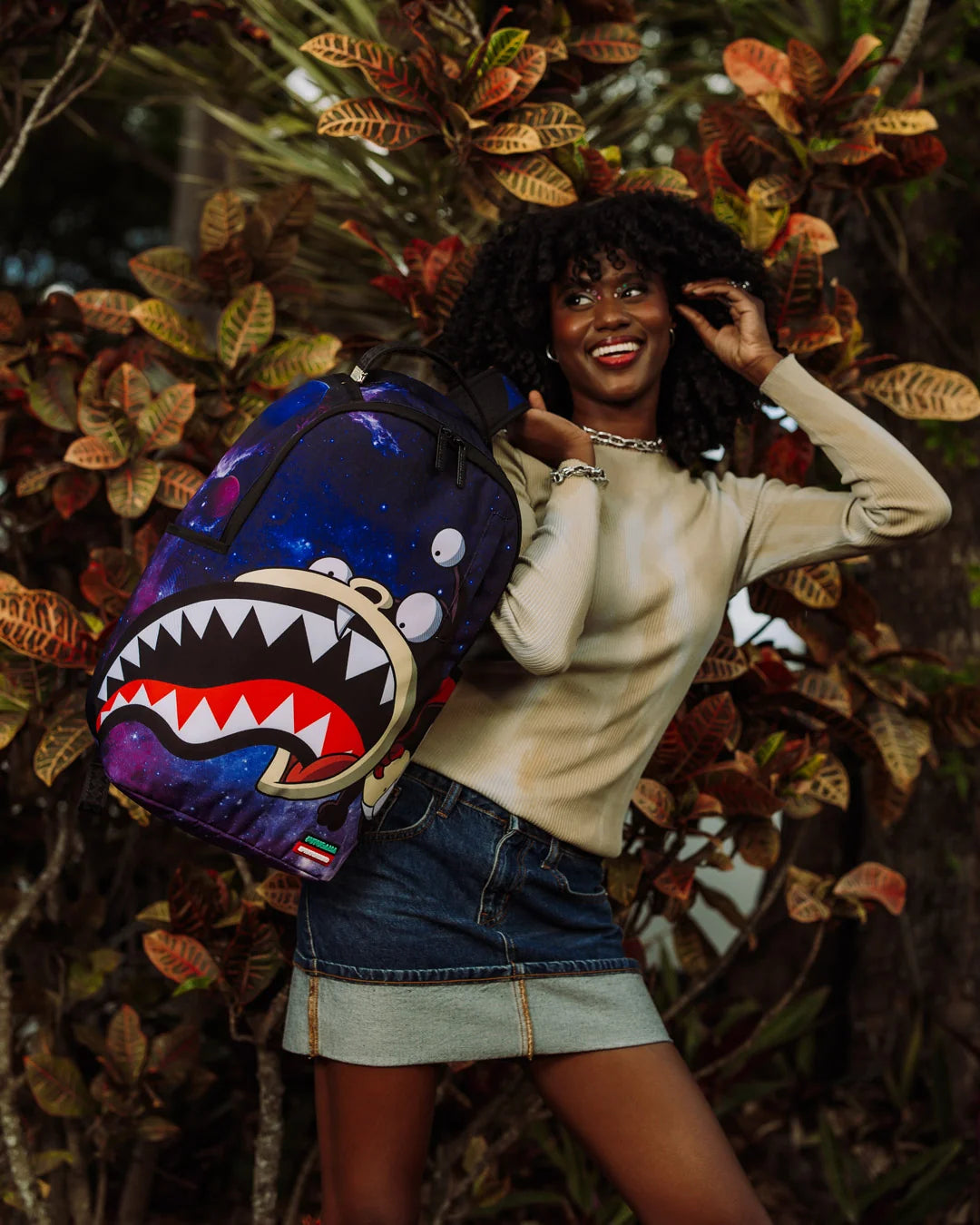 FUTURAMA NIBBLER EAT SHARK DLXR BACKPACK