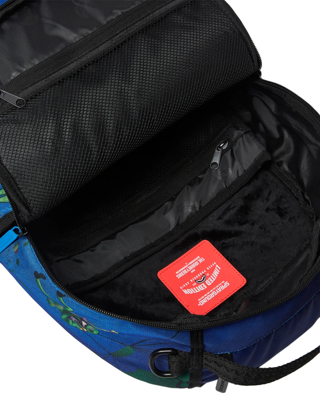 BATMAN ISLAND BACKPACK (DLXR)