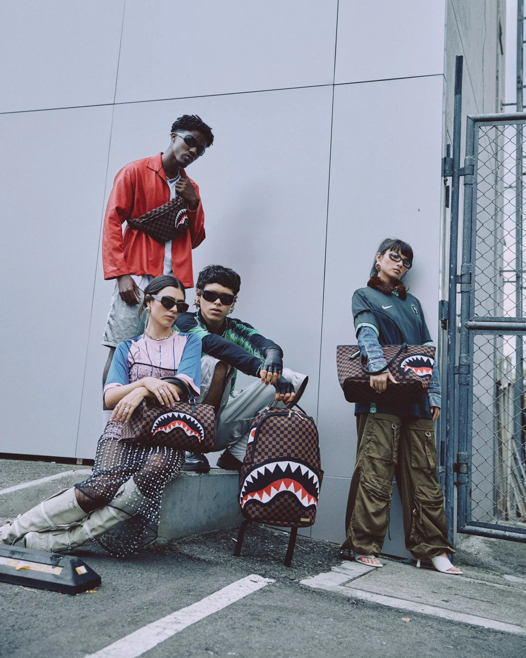 KYOTOKNIT SHARKS IN PARIS TOTE