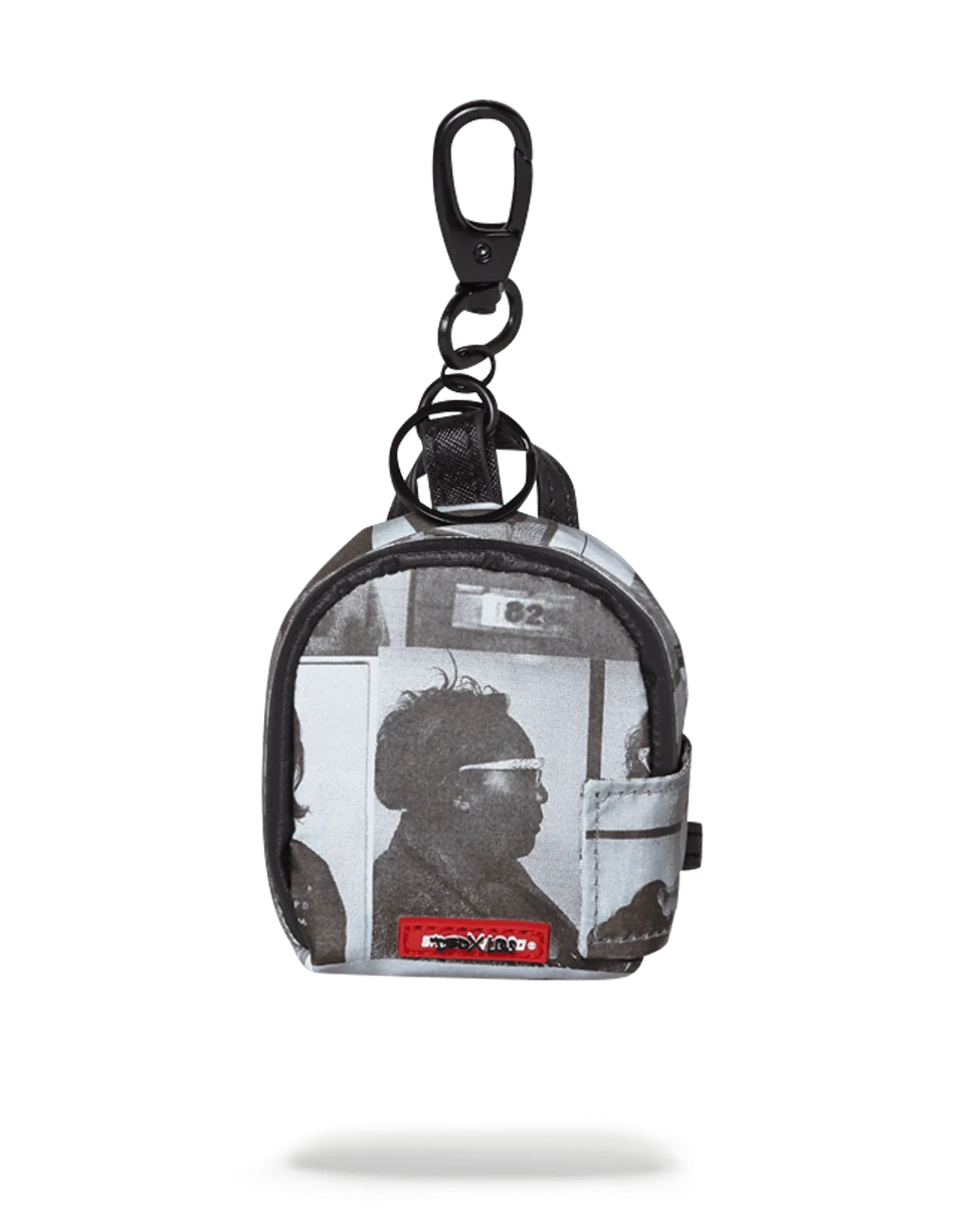 LAQUAN SMITH SCAMMER 3M KEYCHAIN (SMELL PROOF)