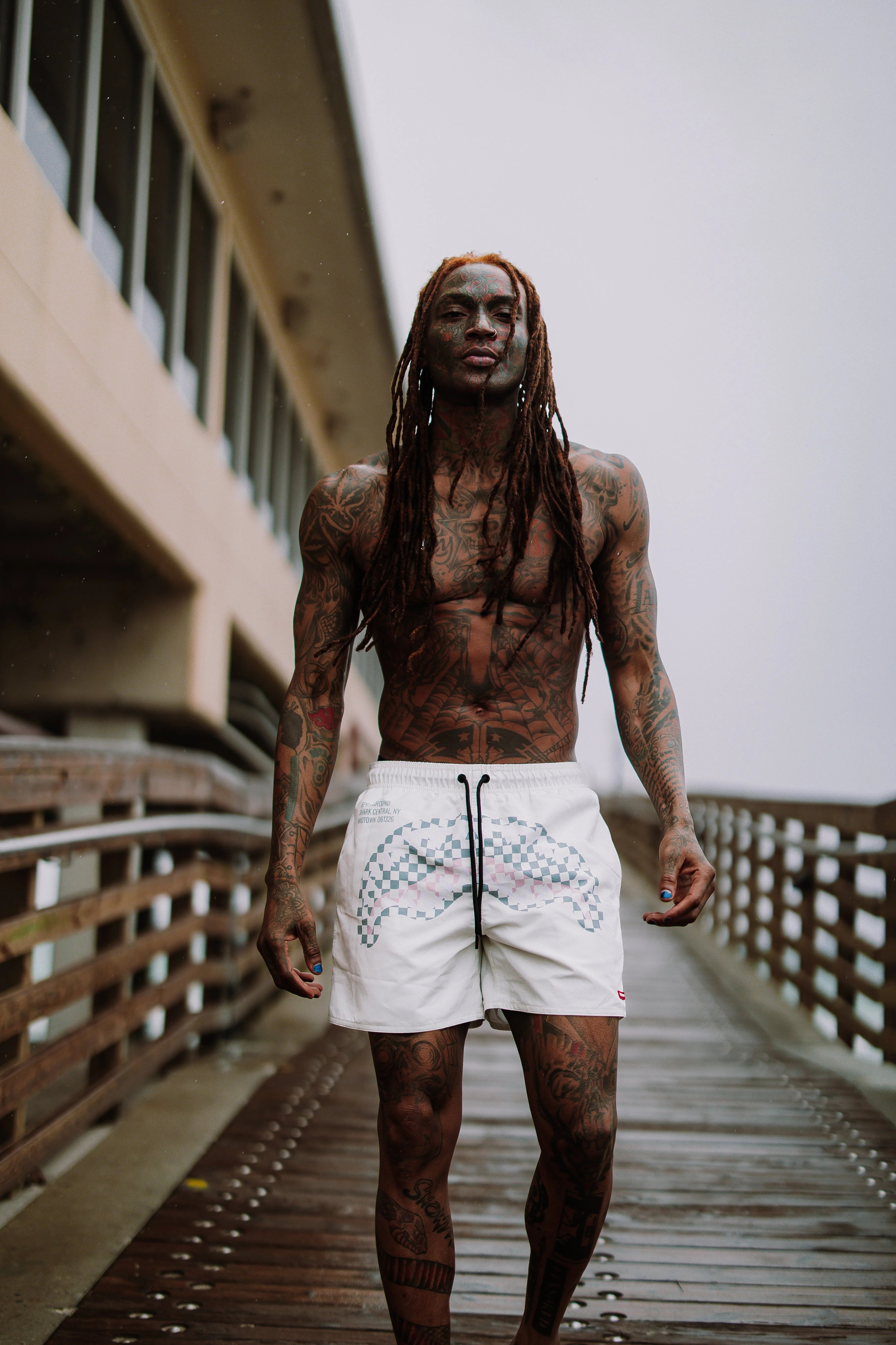 SHARK CENTRAL DYNAMIC SWIM SHORTS