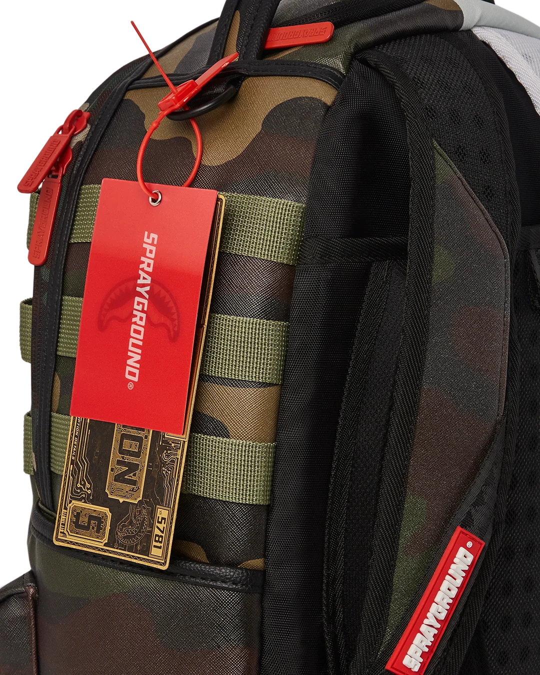 SPLIT WEIRD BACKPACK (DLXV)