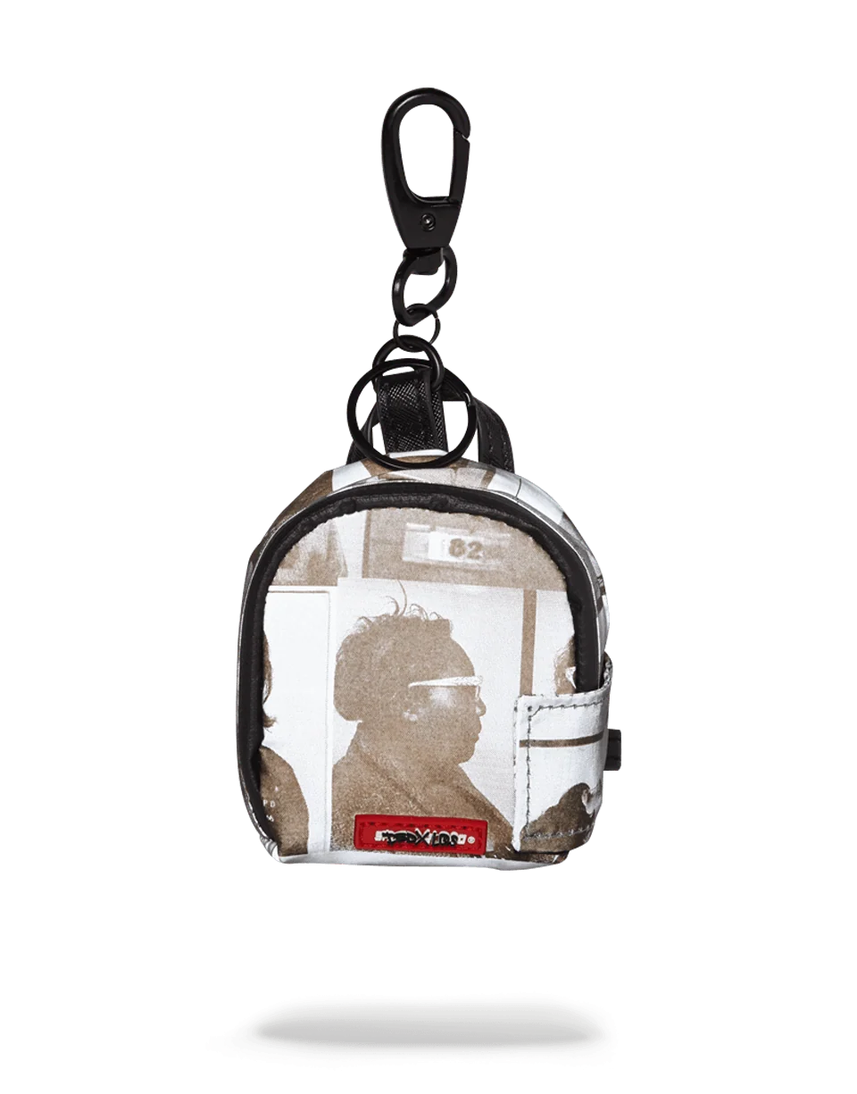 LAQUAN SMITH SCAMMER 3M KEYCHAIN (SMELL PROOF)