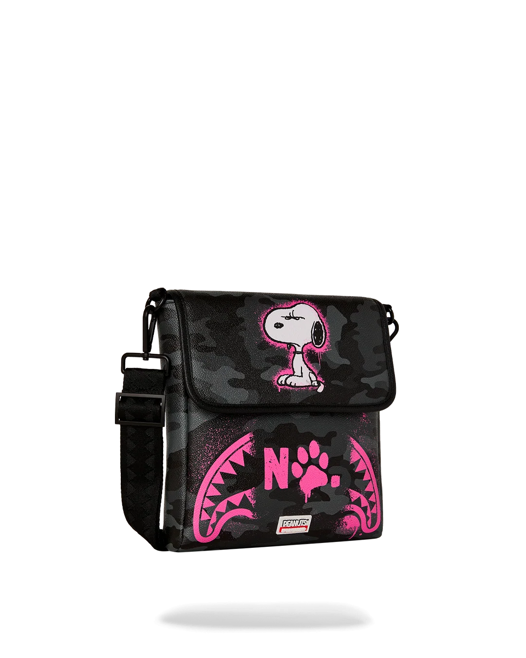 SNOOPY THAT'S A NO NO MESSENGER SLING