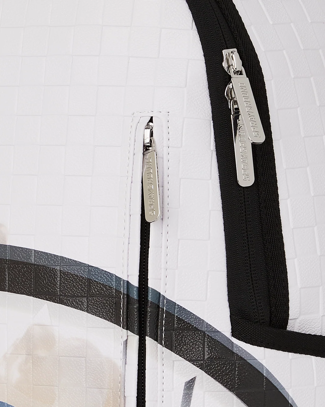 PIXEL SMOKE DLXSV BACKPACK