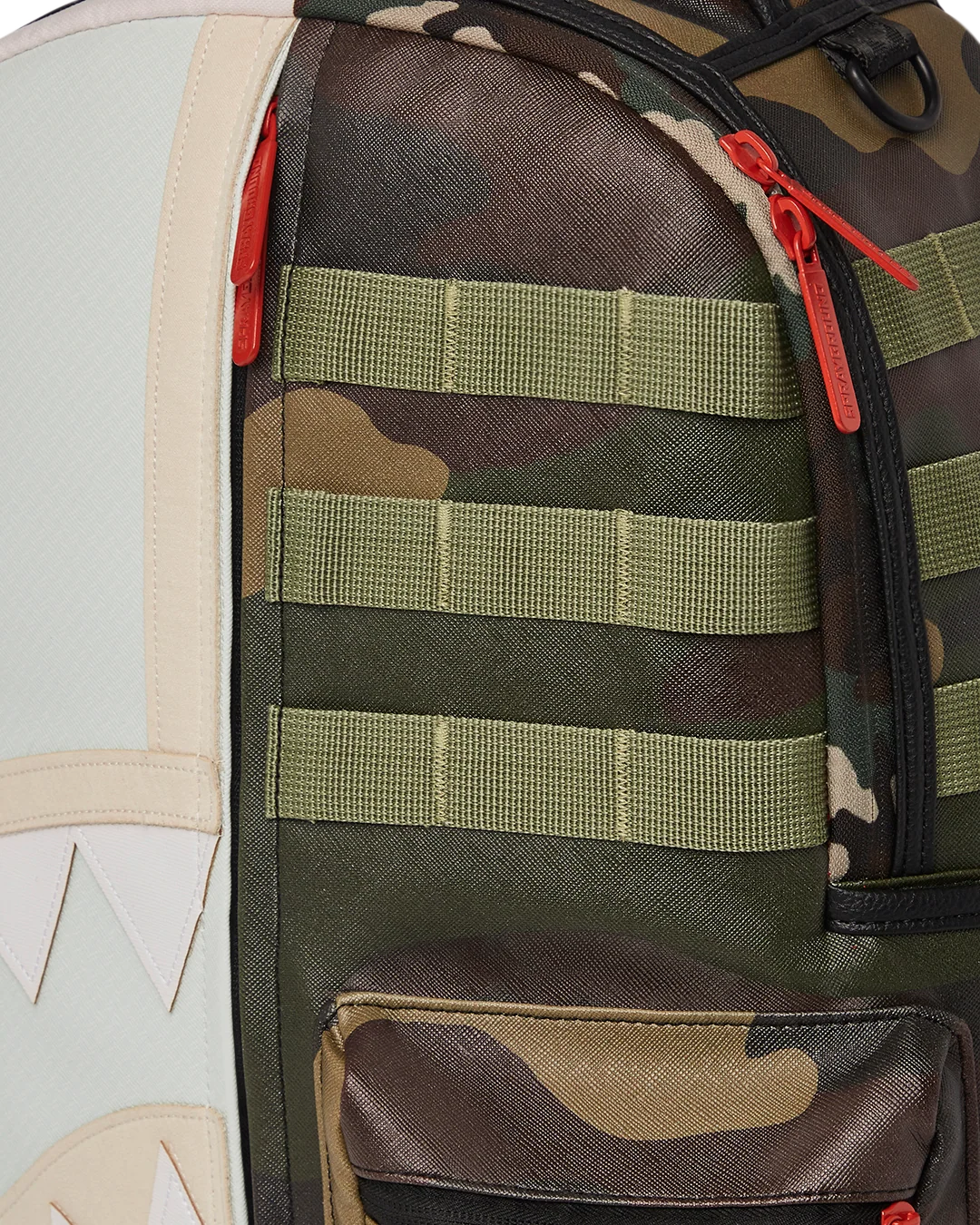 SPLIT WEIRD BACKPACK (DLXV)