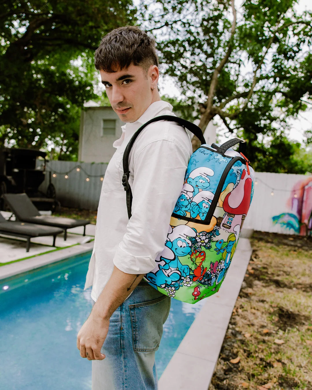 SMURFS IN THE GARDEN BACKPACK