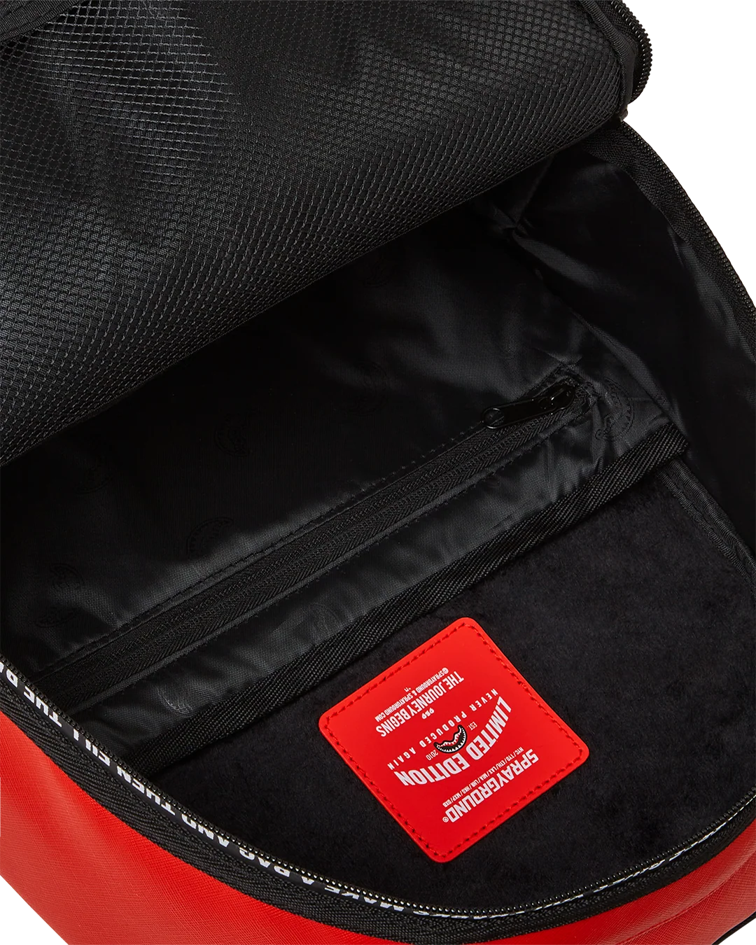 SHARK CENTRAL PROVERB DLXSV BACKPACK