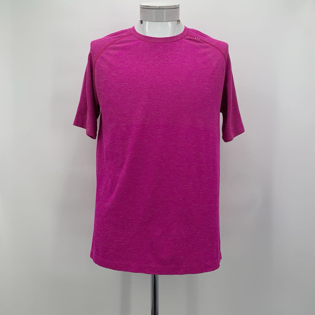 Lululemon T-Shirt