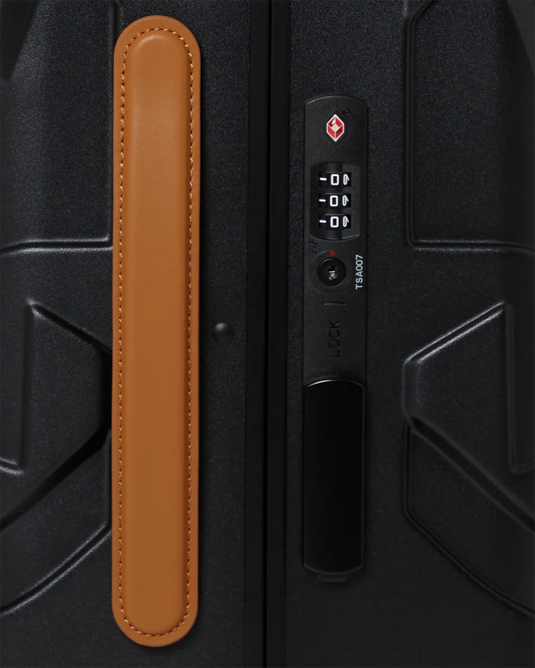 HENNY JETSTREAM SHARKITECTURE CARRY-ON LUGGAGE