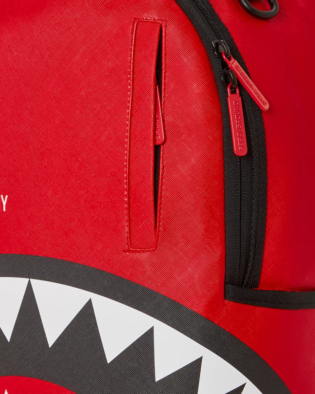 SHARK CENTRAL (RED) (DLXV)
