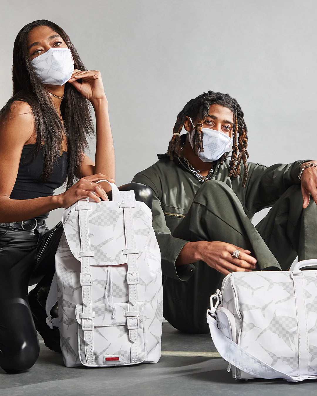 SHARK CHECK (WHITE) HILLS BACKPACK