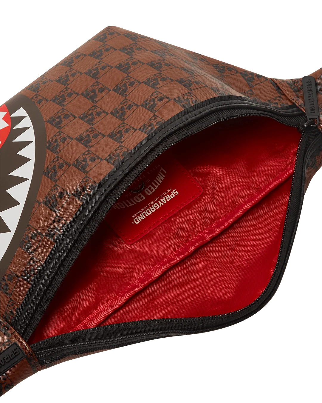 SHARKS AND SKULLS SAVVY CROSSBODY