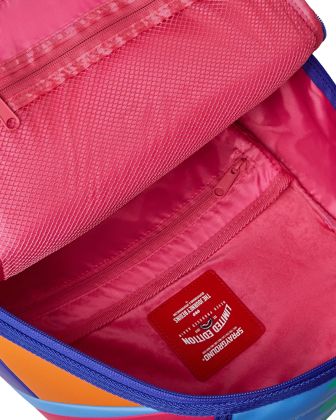 I'M ON VACATION ON MY YACHT BACKPACK
