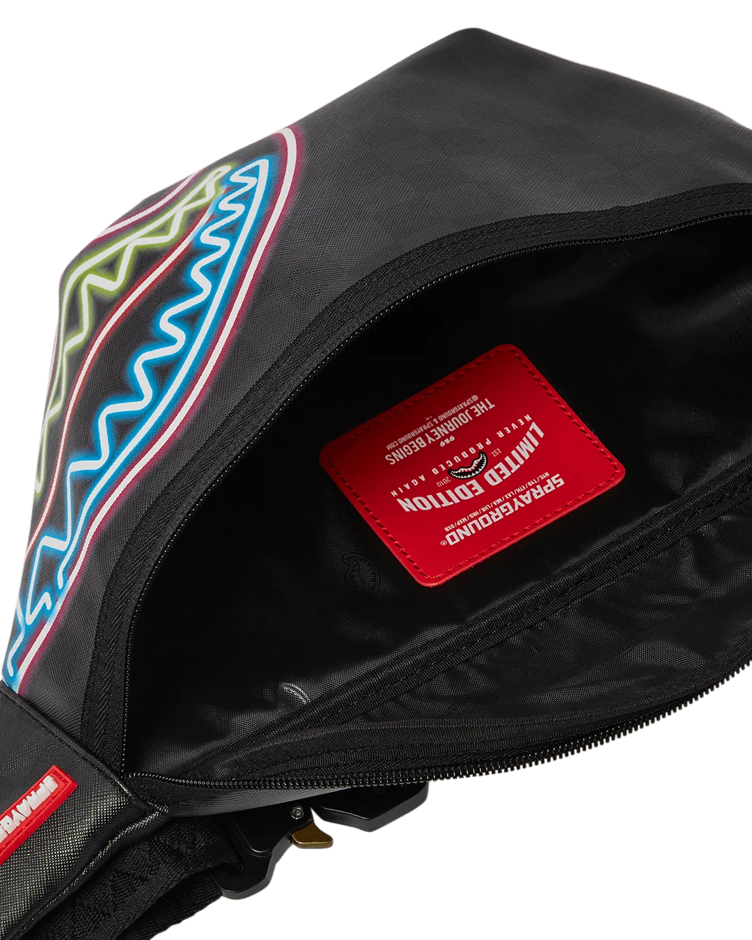 SHARKS IN PARIS GLOW SAVVY CROSSBODY