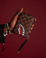 SAWTOOTH SHARKS IN PARIS WALLET