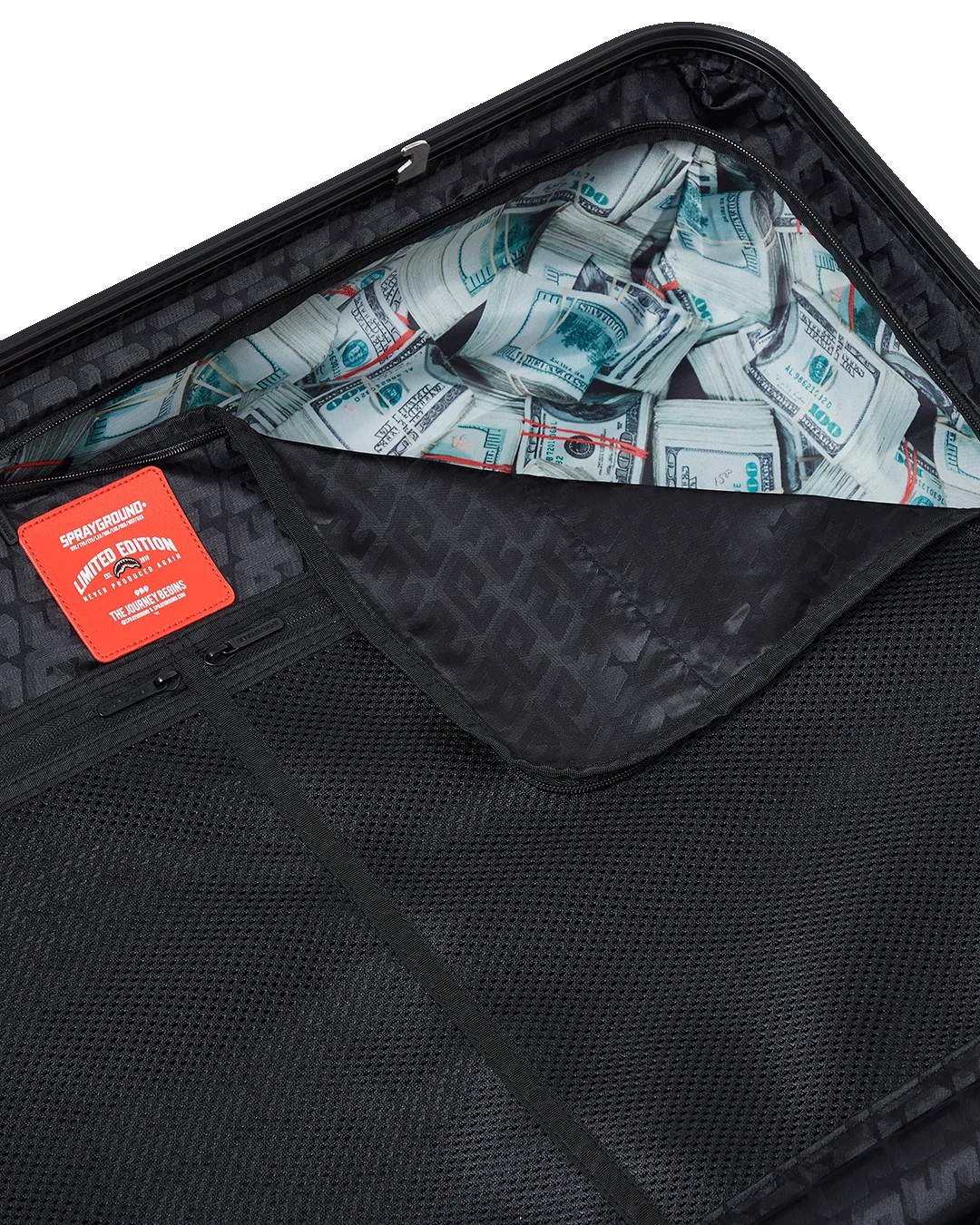 REALITY CHECK SHARKITECTURE FULL-SIZE JETBLACK LUGGAGE (GUNMETAL HARDWARE)