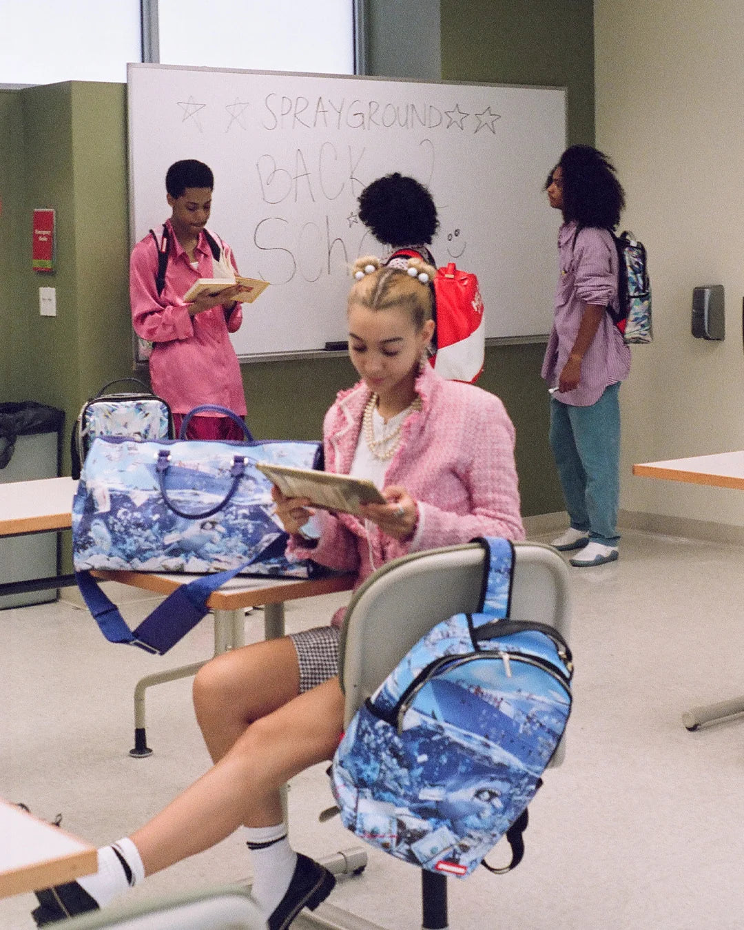 THE SHARK PARTY BACKPACK (DLXV)