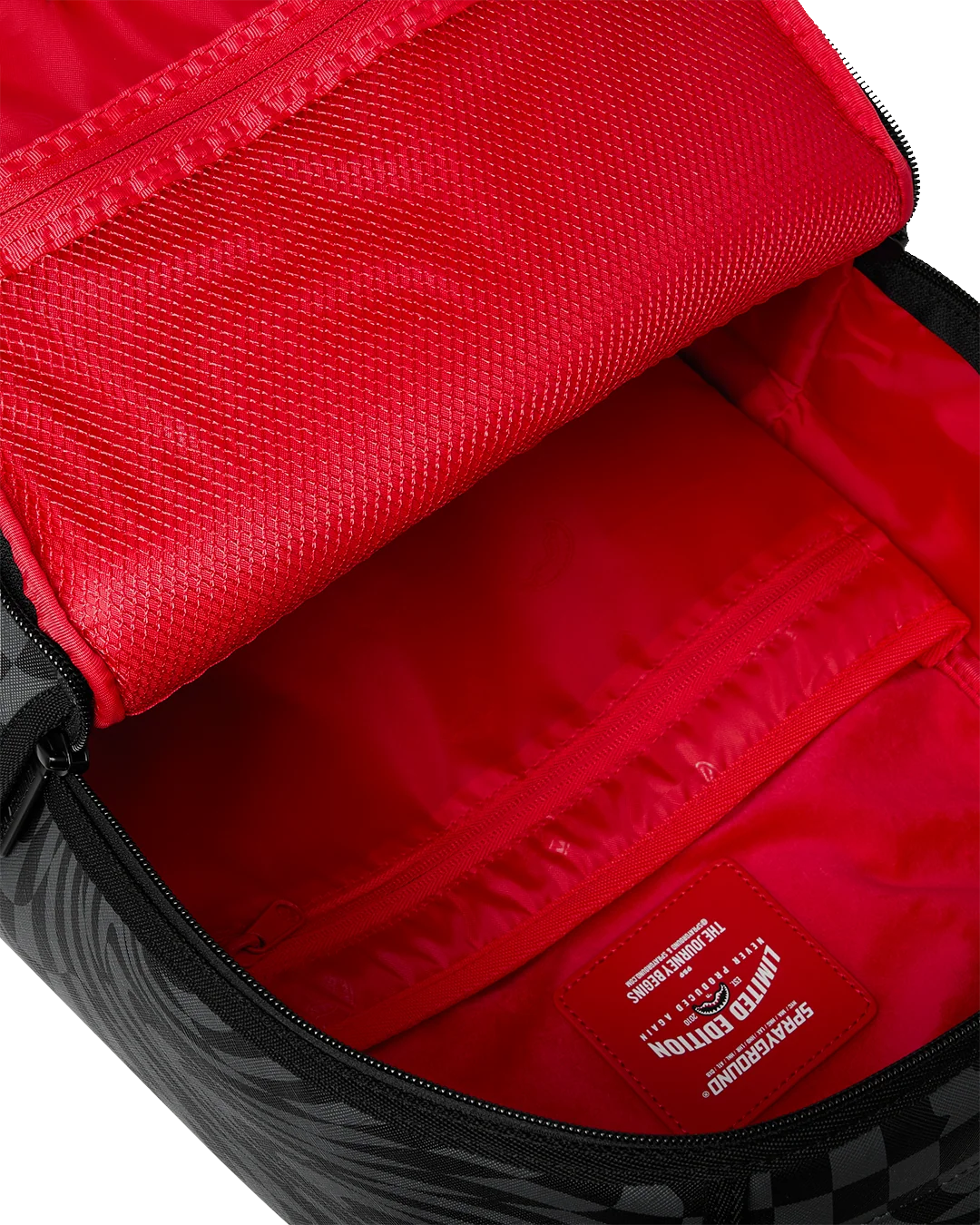 HYPNOTIC SHARK VORTEX BACKPACK