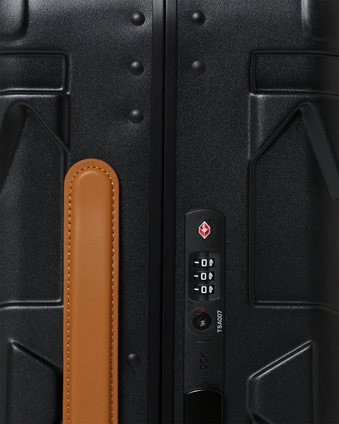 HENNY JETSTREAM SHARKITECTURE CARRY-ON LUGGAGE