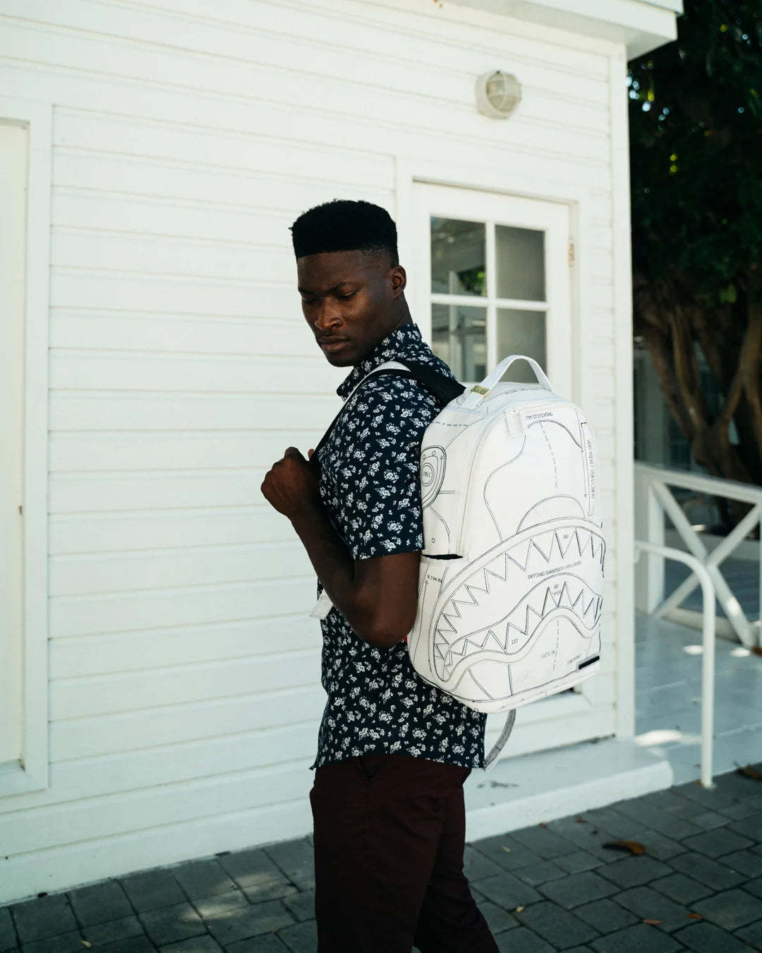 TECHNICAL CUT & SHARK BACKPACK (DLXV)