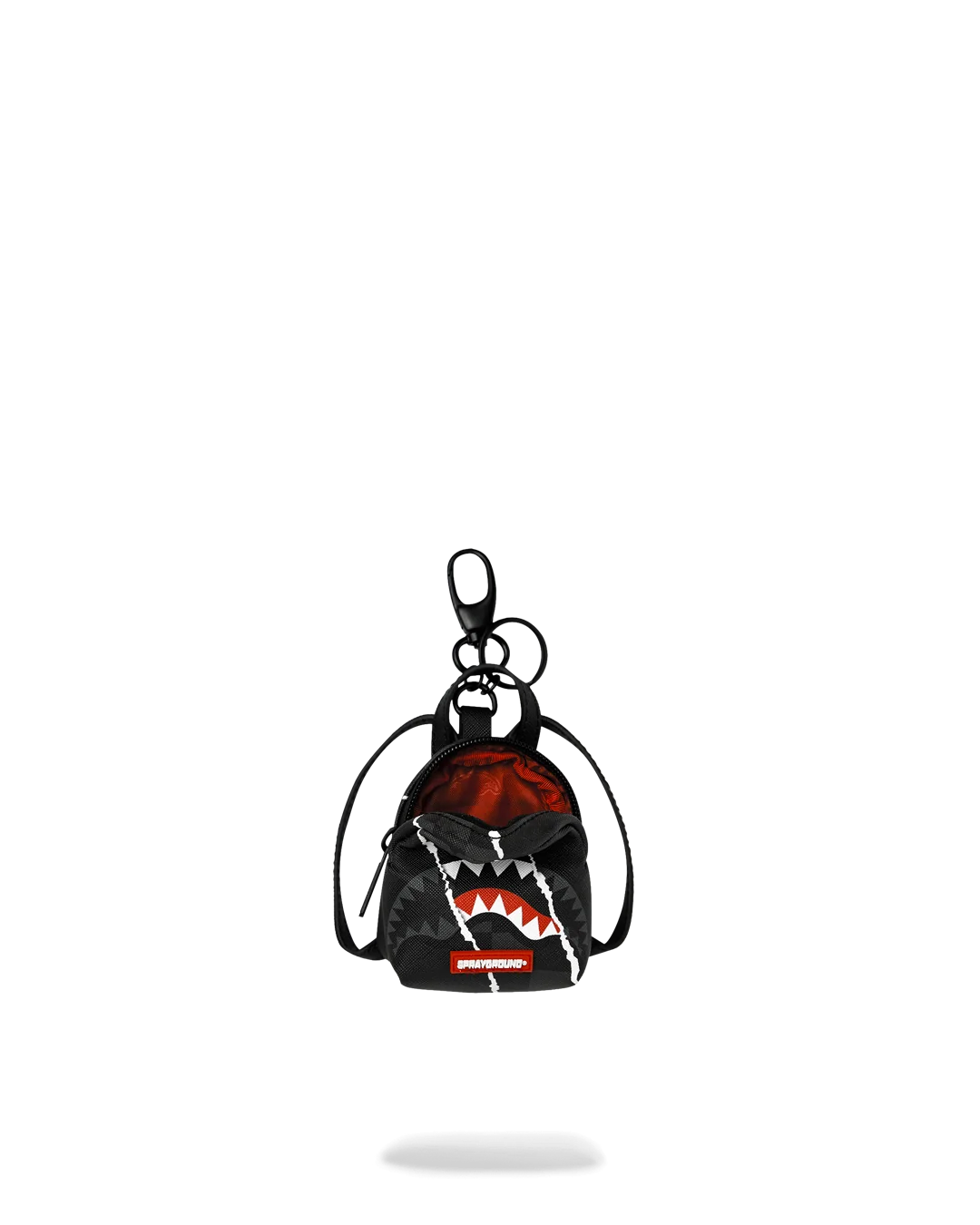 SHARK SLASH BACKPACK KEYCHAIN