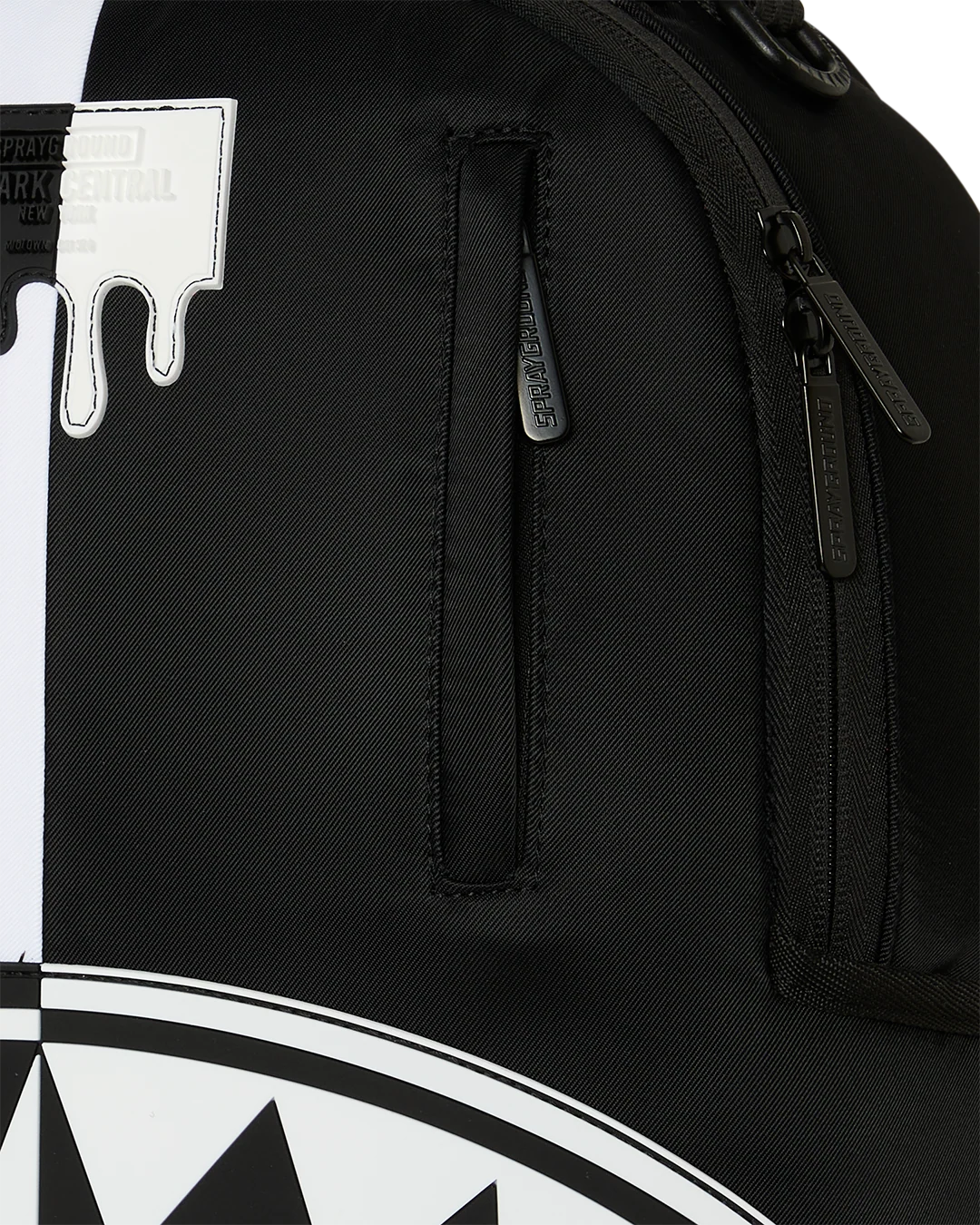 SHARK CENTRAL 2 BEYOND BACKPACK