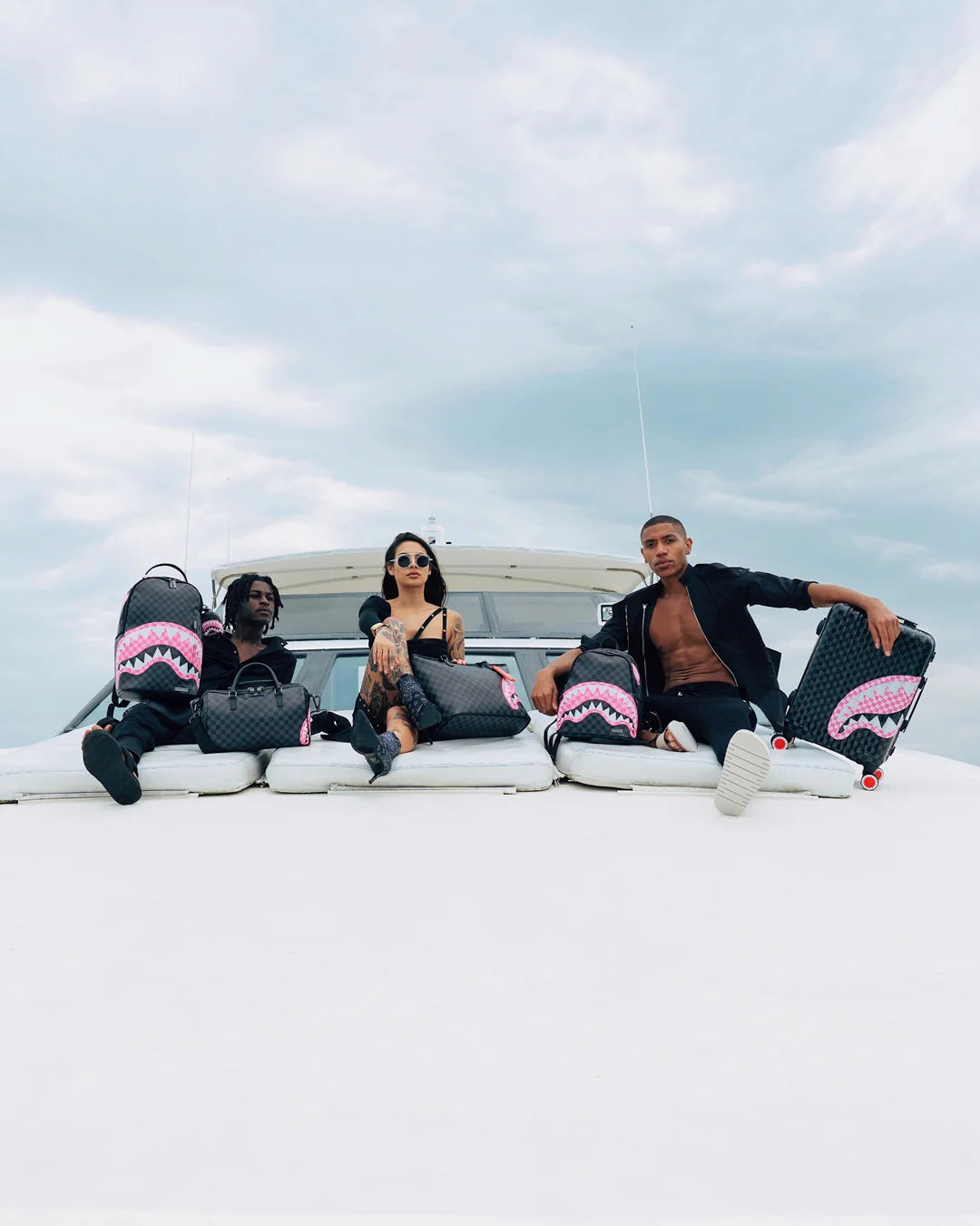 SHARKS IN CANDY BACKPACK (DLXV)