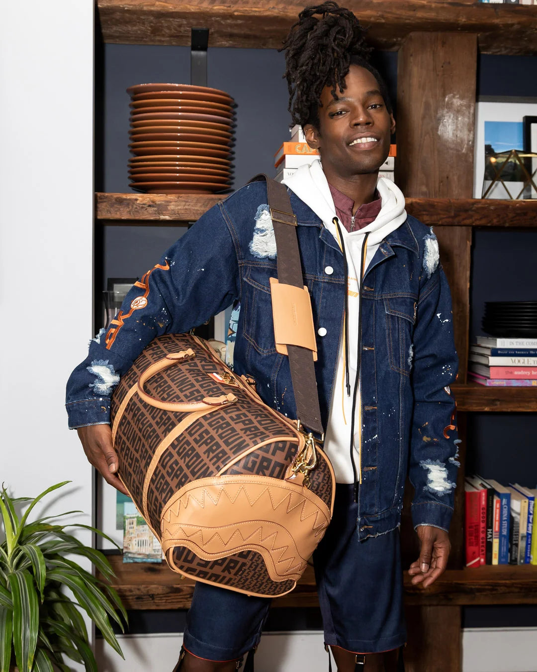 SHARKFINITY DUFFLE